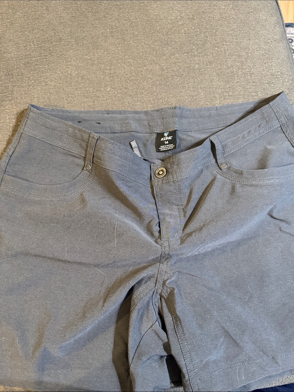Women’s grey kuhl shorts